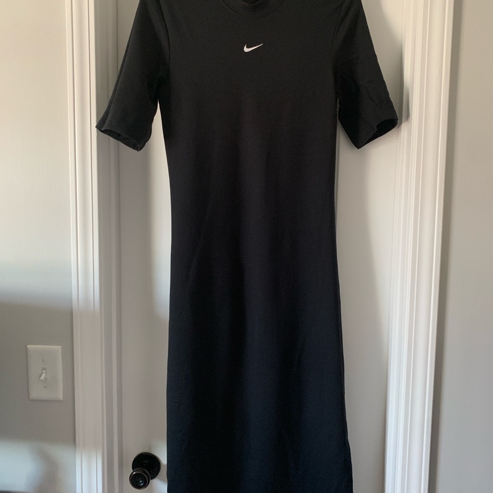 Nike Women's Midi Dress